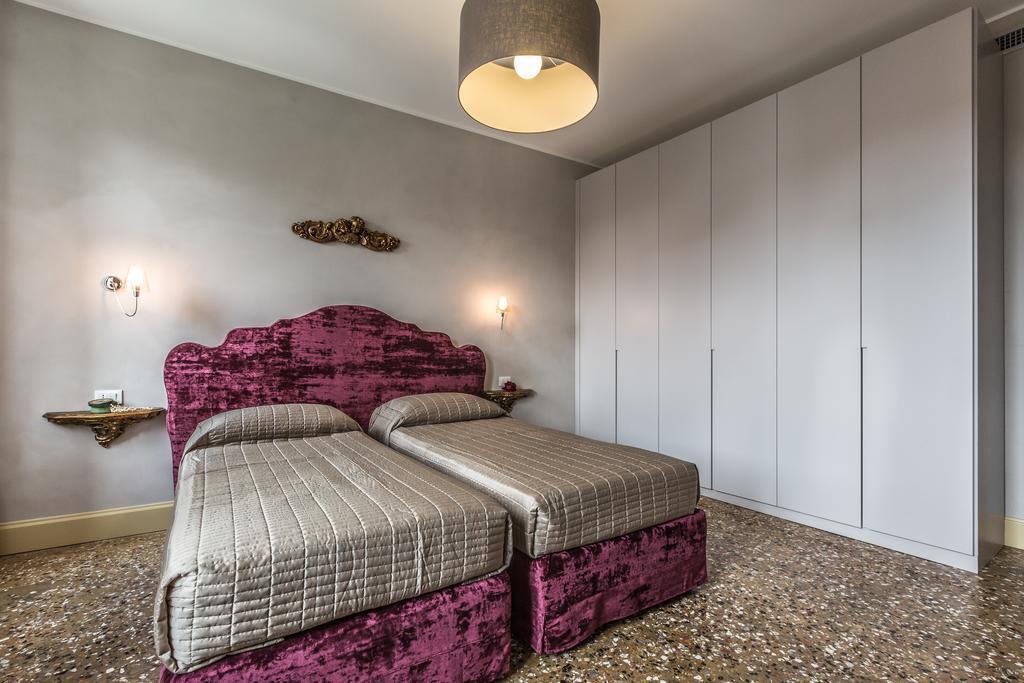 Palazzina Canal Velence Szoba fotó